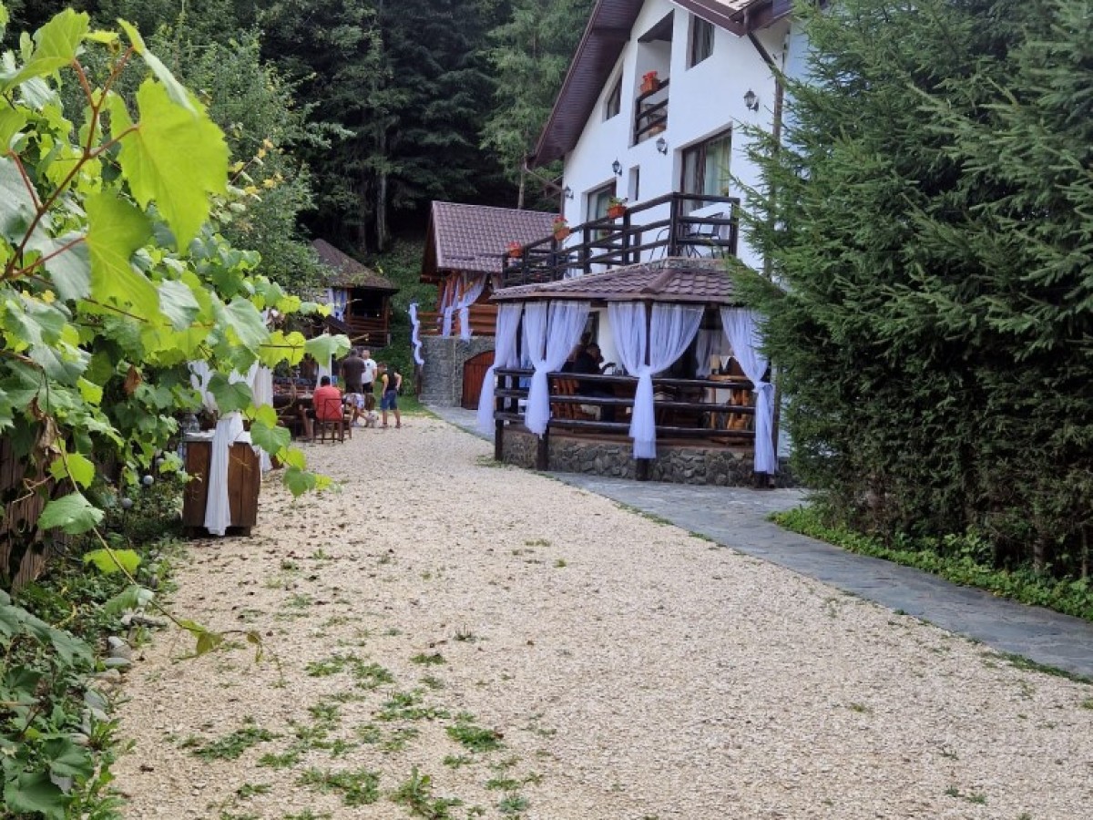 Cazare Casa de vacanță Piatra Craiului