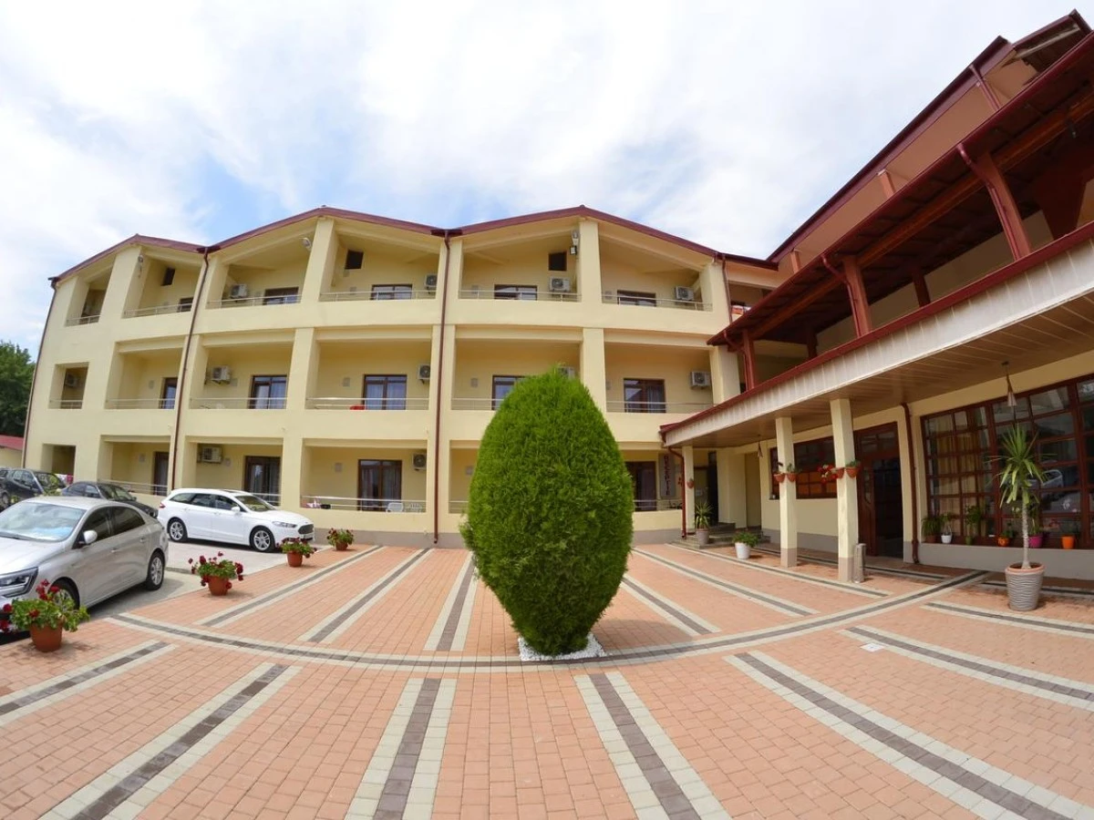 Szállás Hotel Poienița