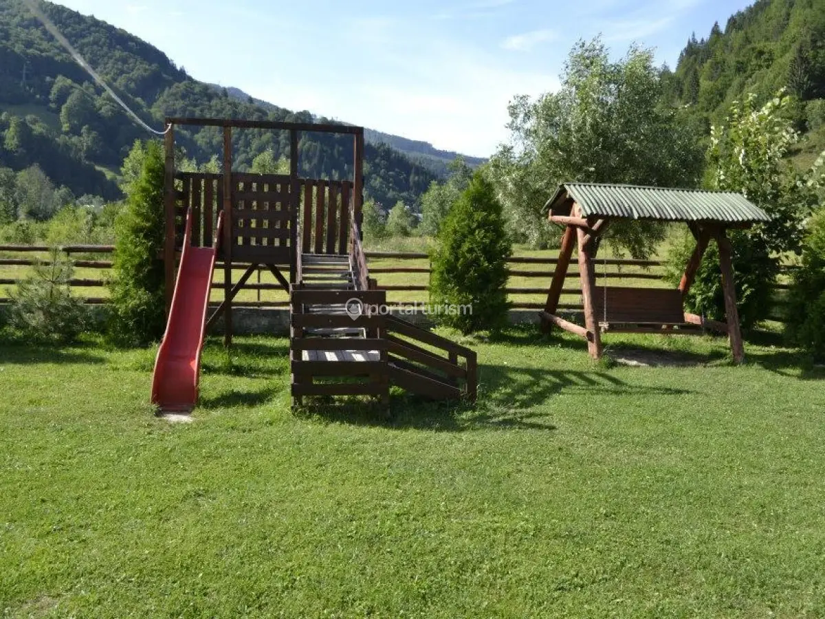 Complex Turistic Pomicom