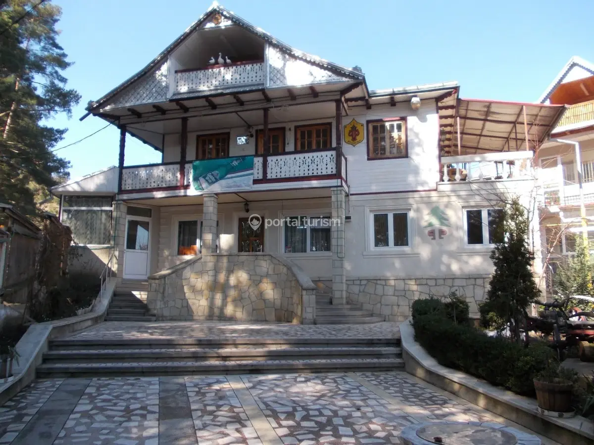 Pensiunea Parcul cu Pini Mardare