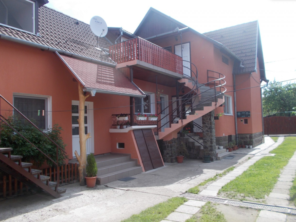 Cazare Pensiunea Anna