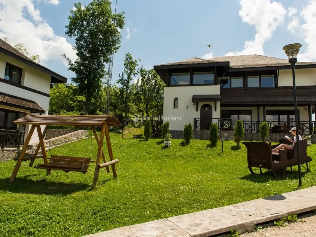 Pensiunea Satul Prunilor