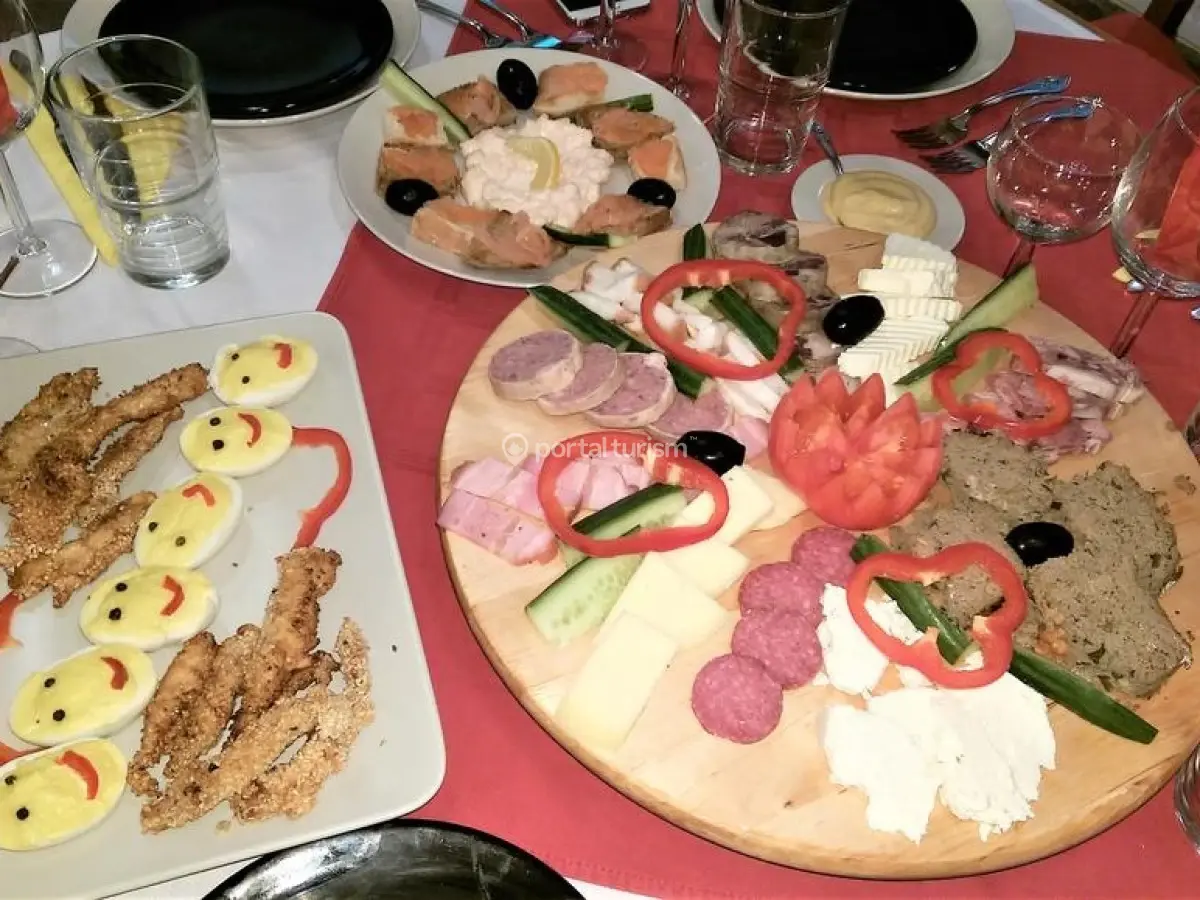 Pensiunea Conacul Bunicilor