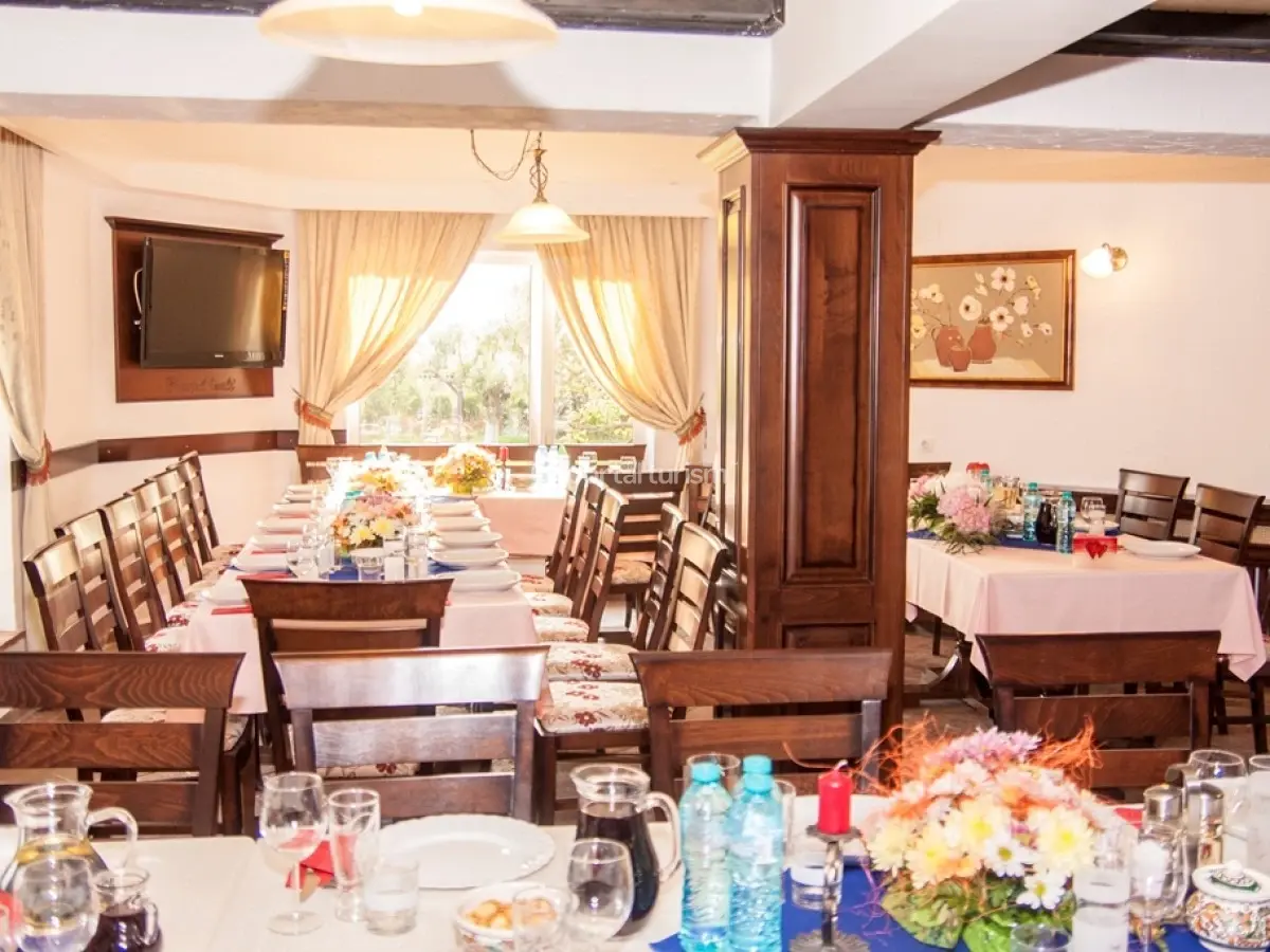 Pensiunea Bradul Înalt