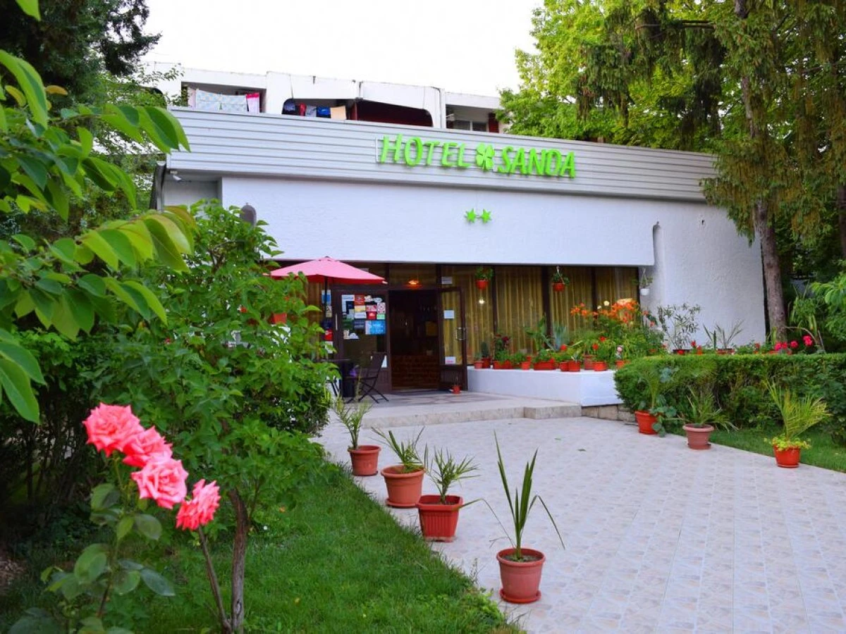 Unterkunft Hotel Sanda