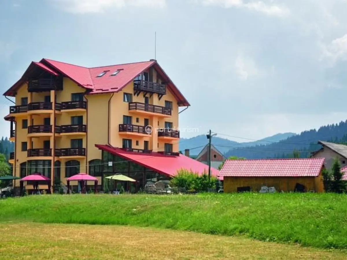 Pensiunea Carmen Silvae