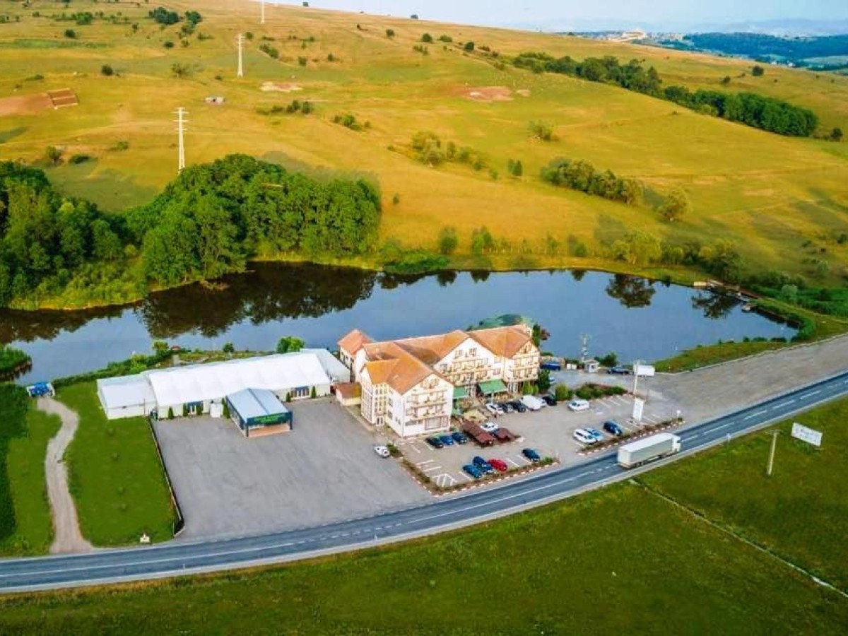 Cazare Hotel-Restaurant Dumbrava