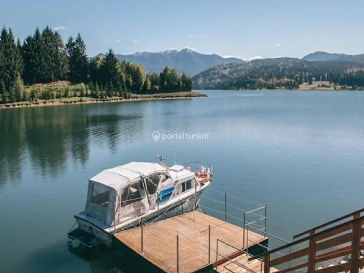 Complex Turistic Fisherman`s Resort