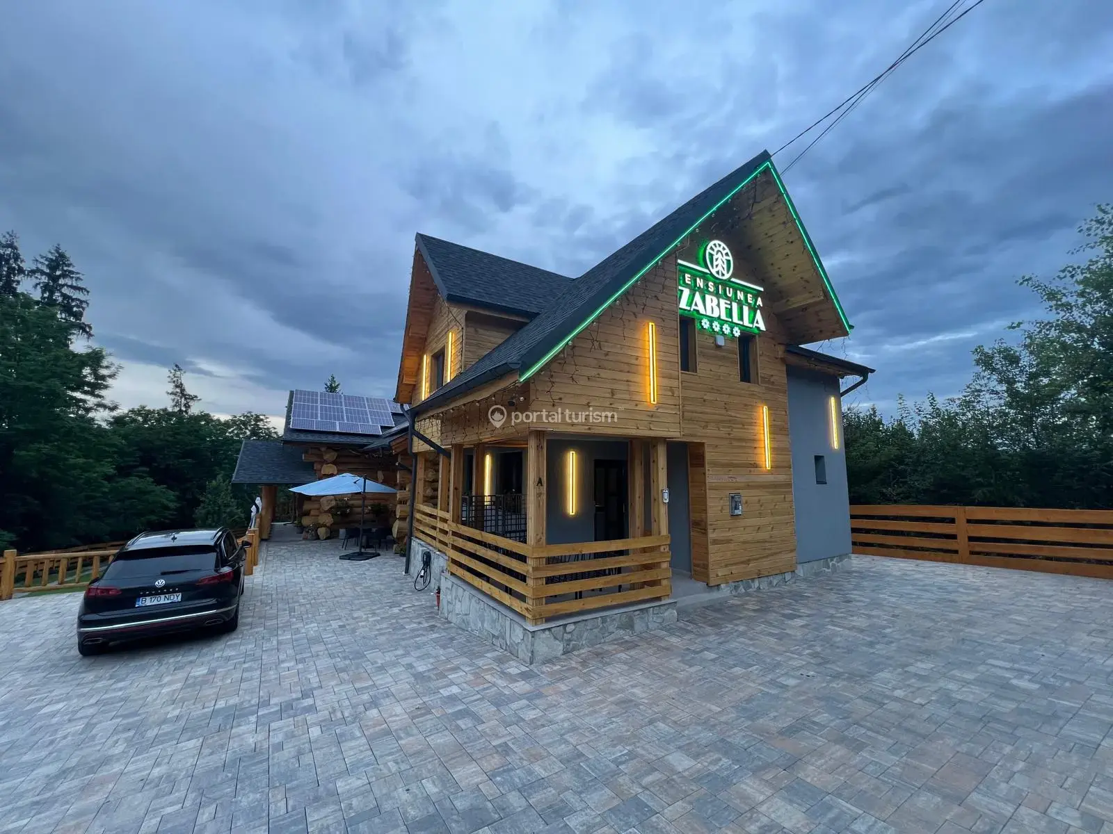 Vila Izabella Cocket